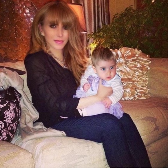 Meet your Posher, Candice - Picture 9 of 9